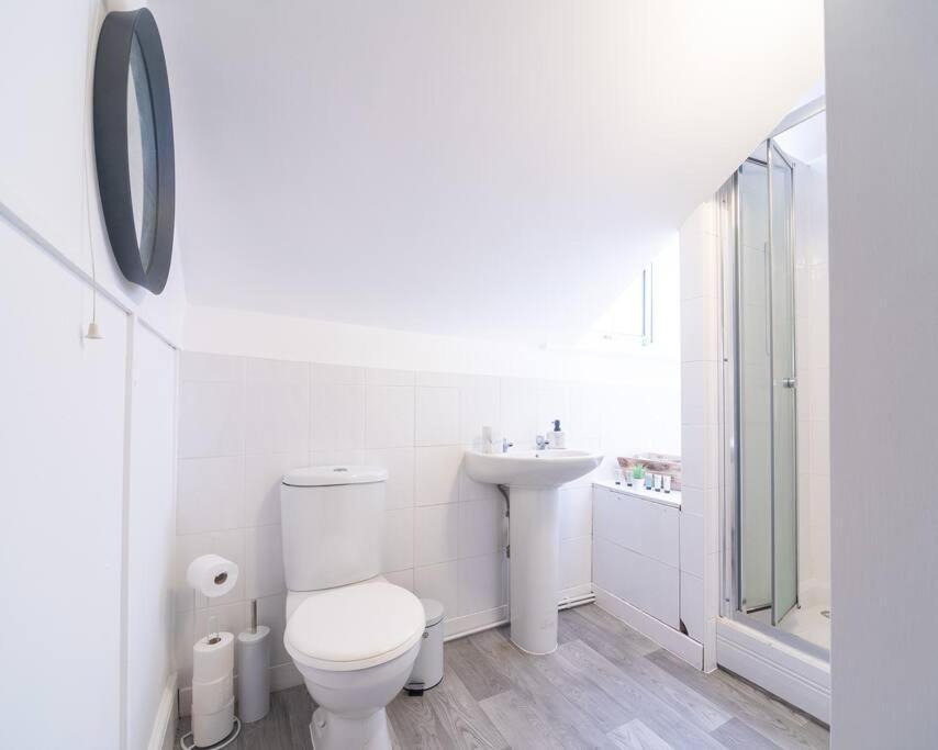 דירות Oystermouth Mumbles View - Free Parking מראה חיצוני תמונה