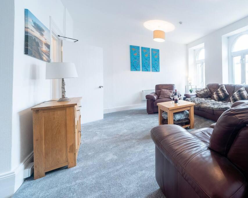 דירות Oystermouth Mumbles View - Free Parking מראה חיצוני תמונה