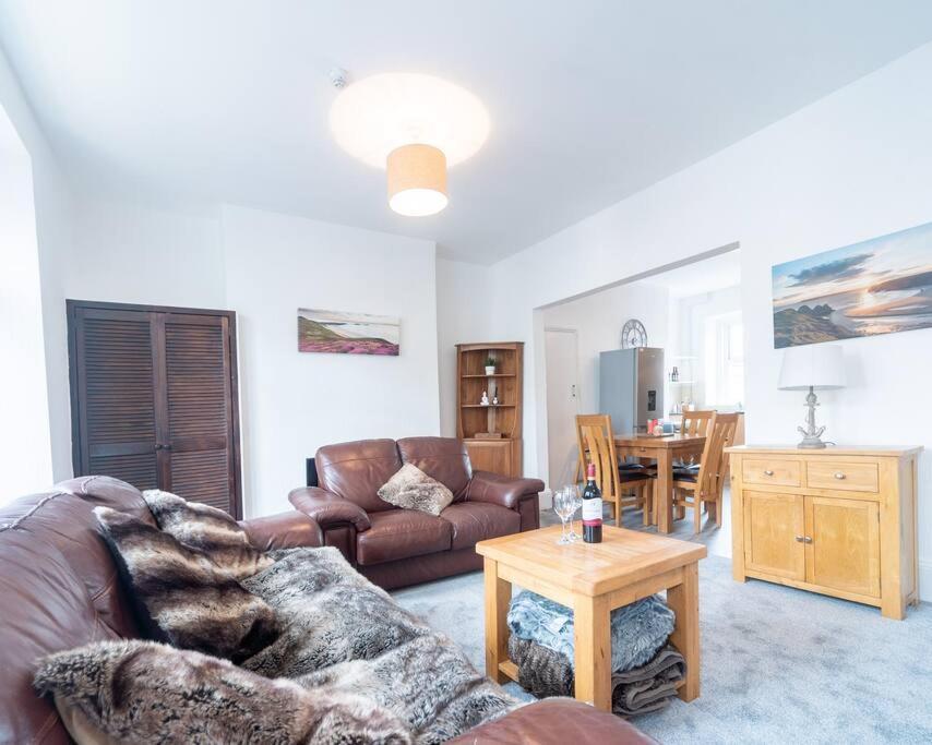 דירות Oystermouth Mumbles View - Free Parking מראה חיצוני תמונה